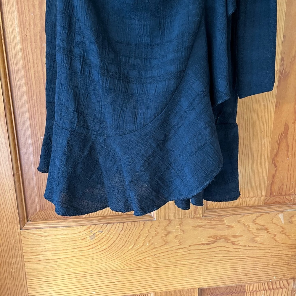 American Eagle women medium black faux wrap sundress - Picture 11 of 12